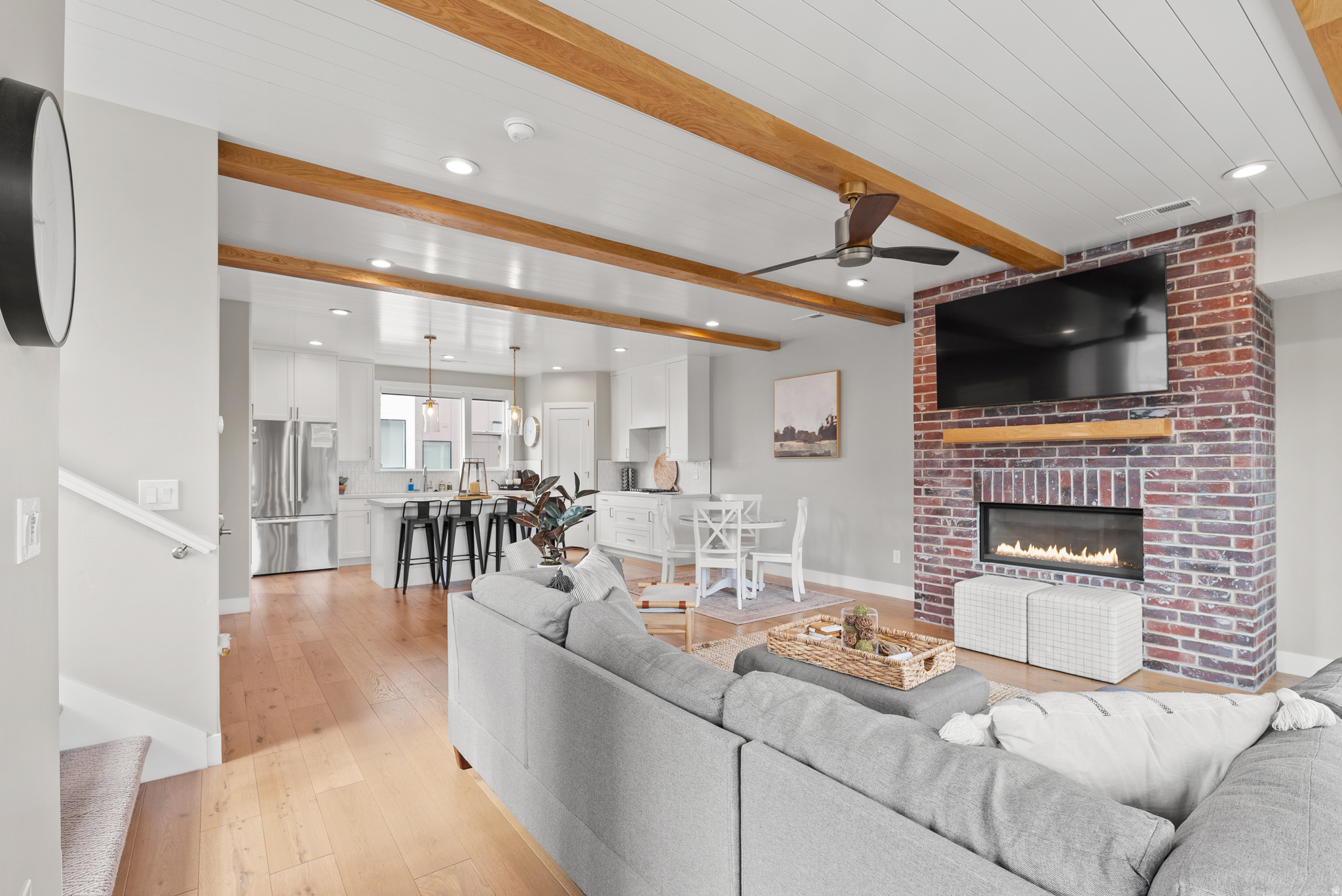 250 I STREET - Residential