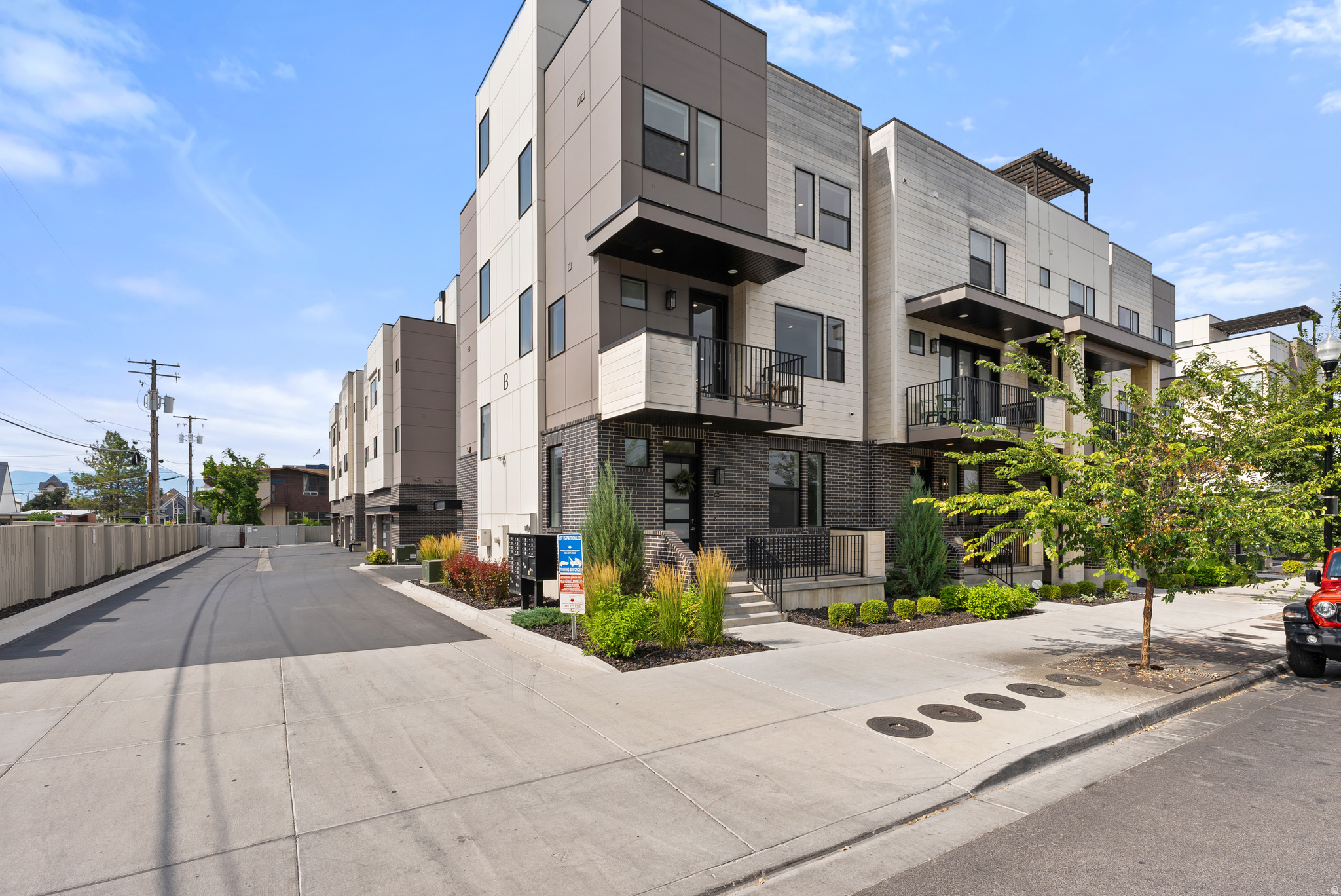 250 I STREET - Residential