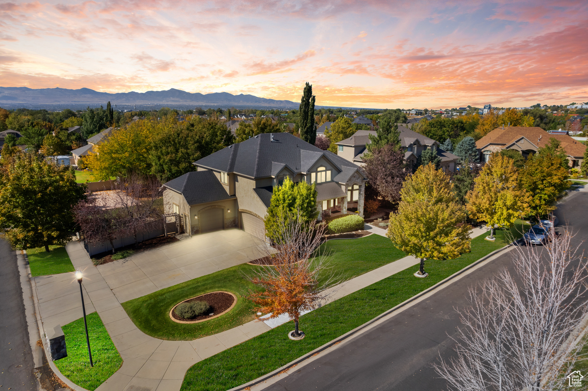 12984 S Alderbrook Cir, Draper, Utah image 12