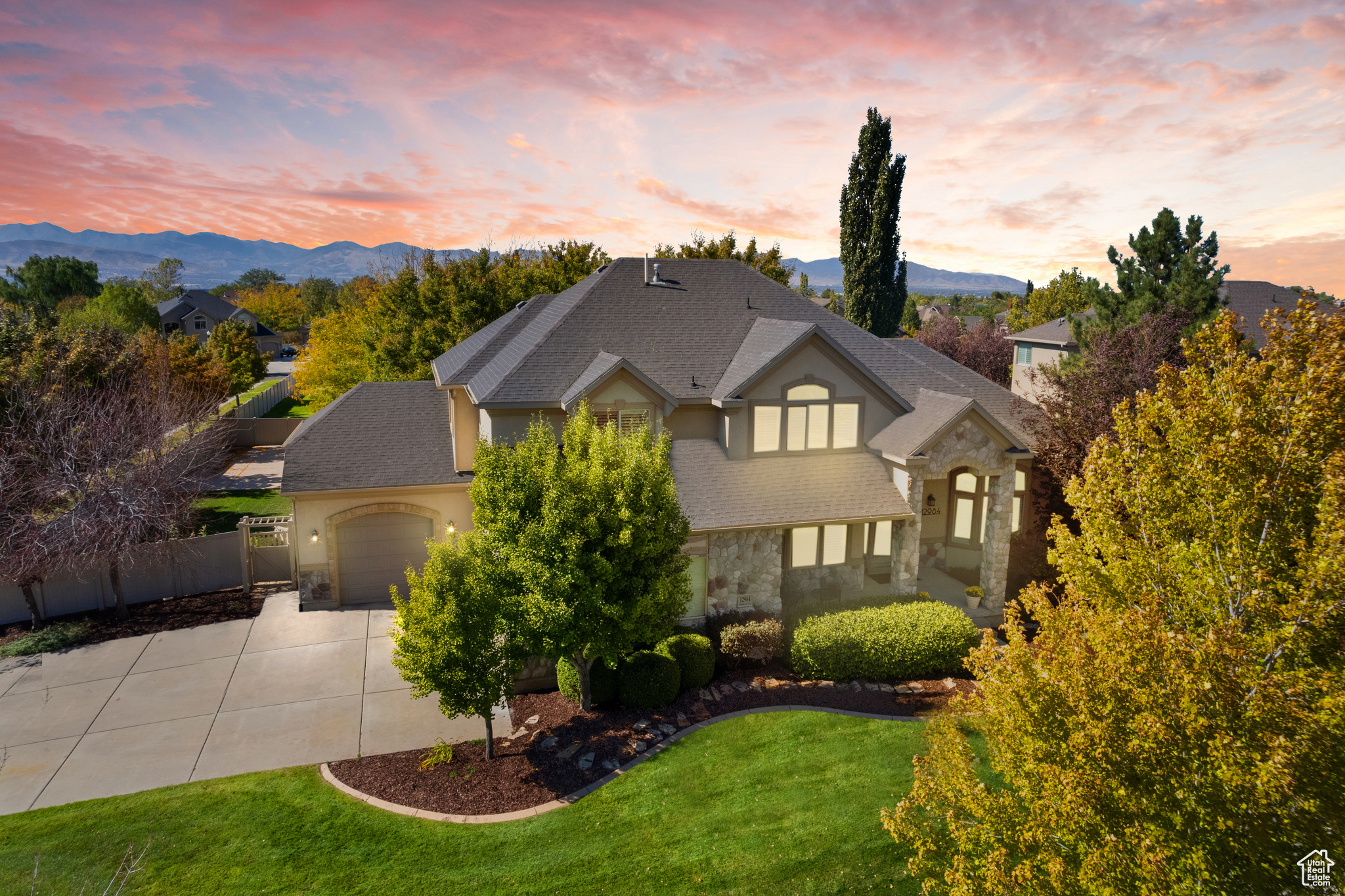 12984 S Alderbrook Cir, Draper, Utah image 1