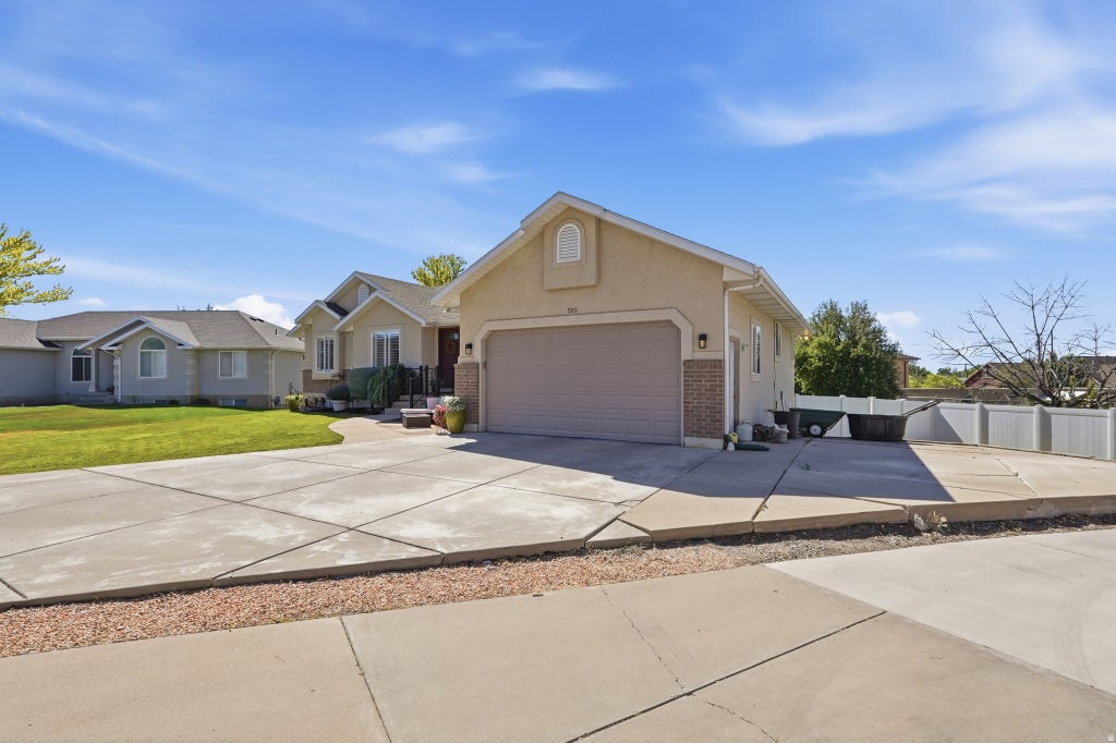 Photo of 593 N 870 W, West Bountiful, UT 84087 (MLS # 2166046)