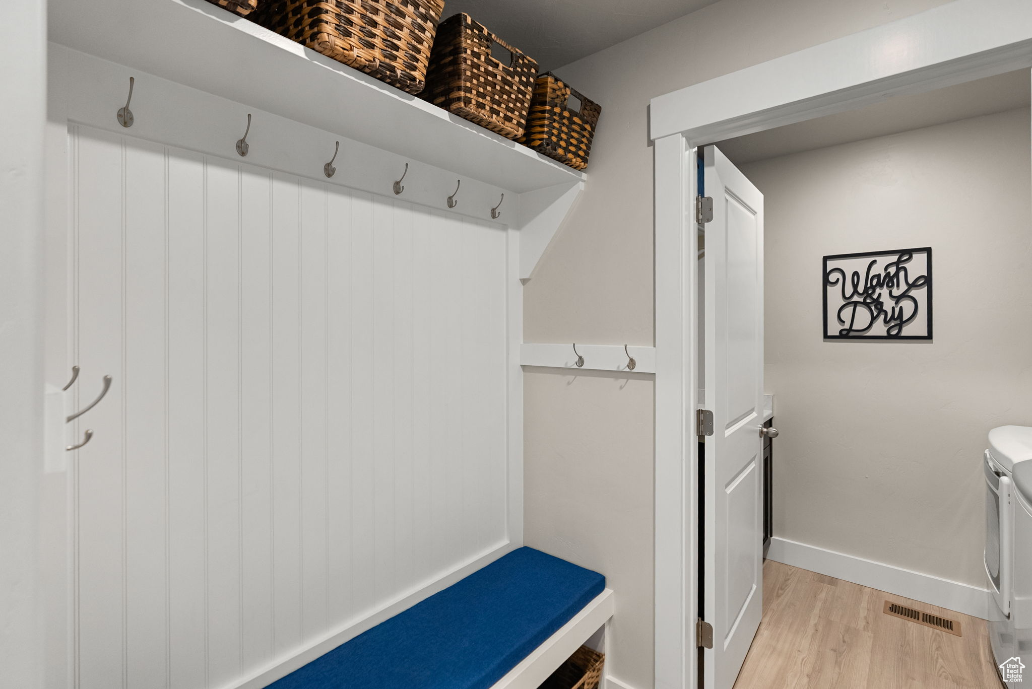 NORTH CREEK - Residential