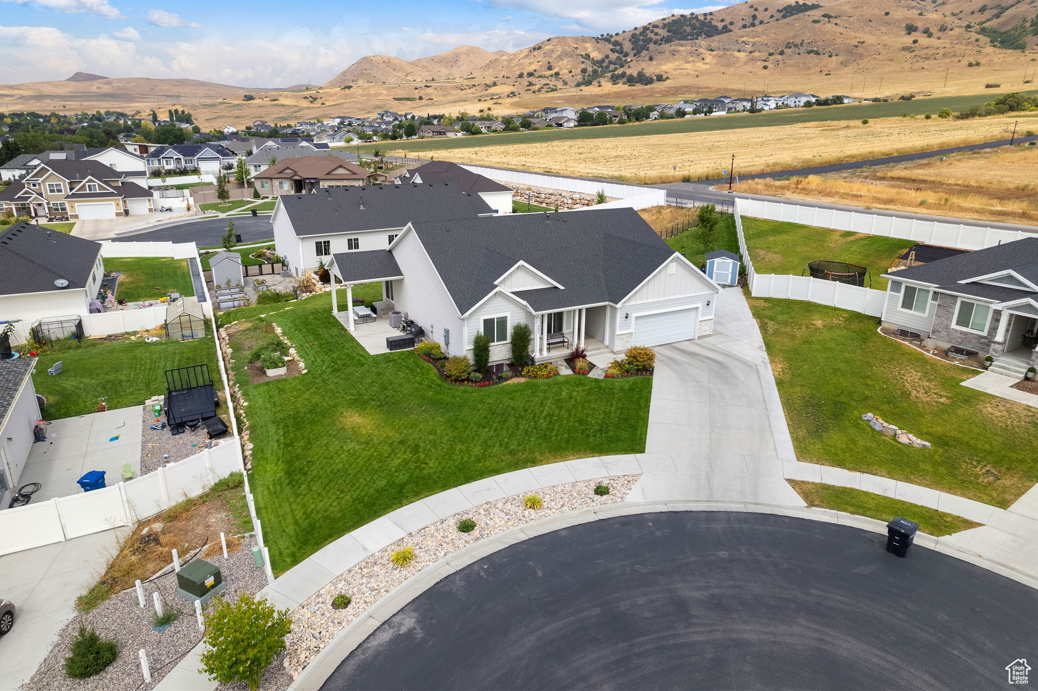 NORTH CREEK - Residential