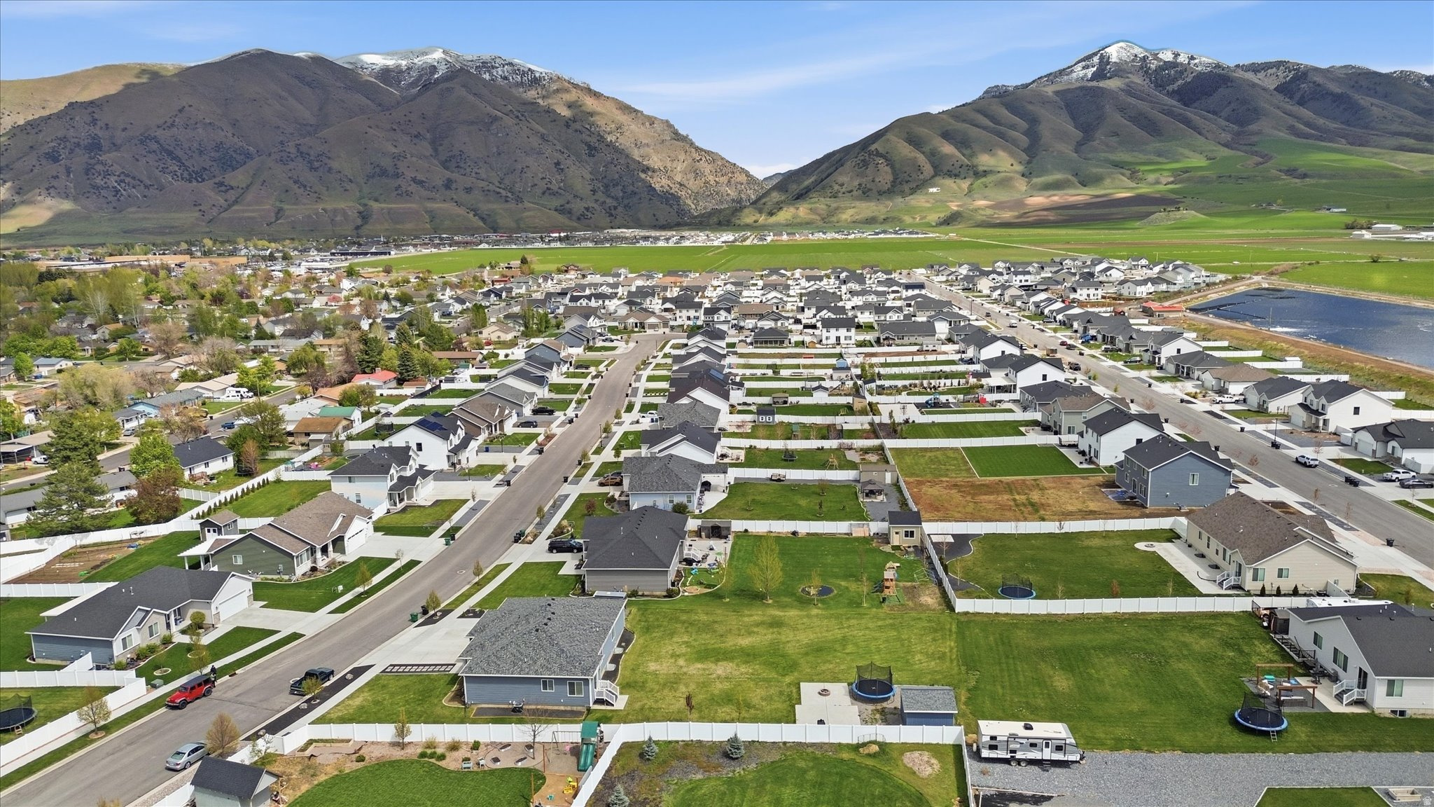 ROLLING HILLS SUBD - Residential