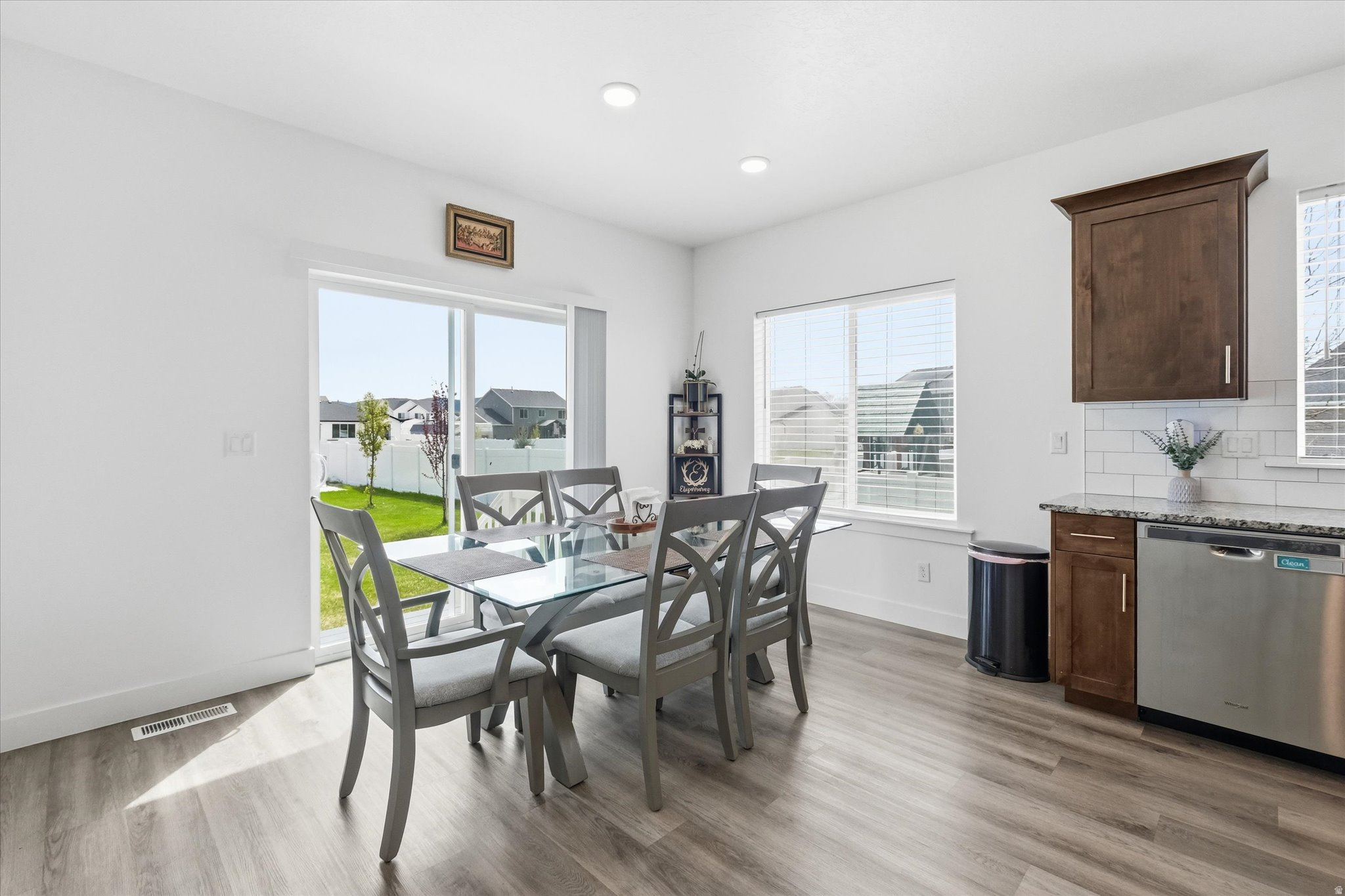 ROLLING HILLS SUBD - Residential