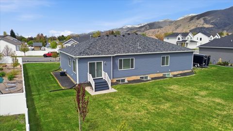 Tiny photo for 460 E 535 S, Hyrum, UT 84319 (MLS # 2154633)