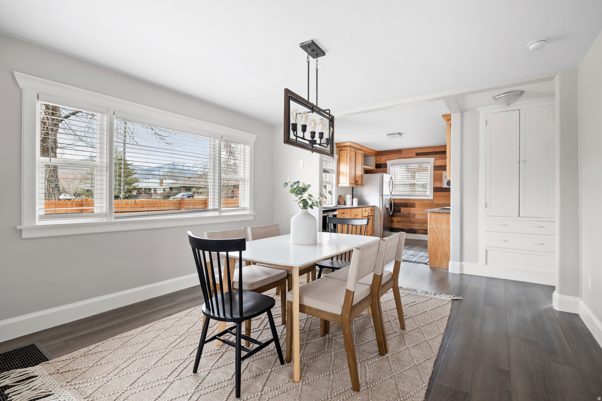 ROBERTIE PLACE - Residential