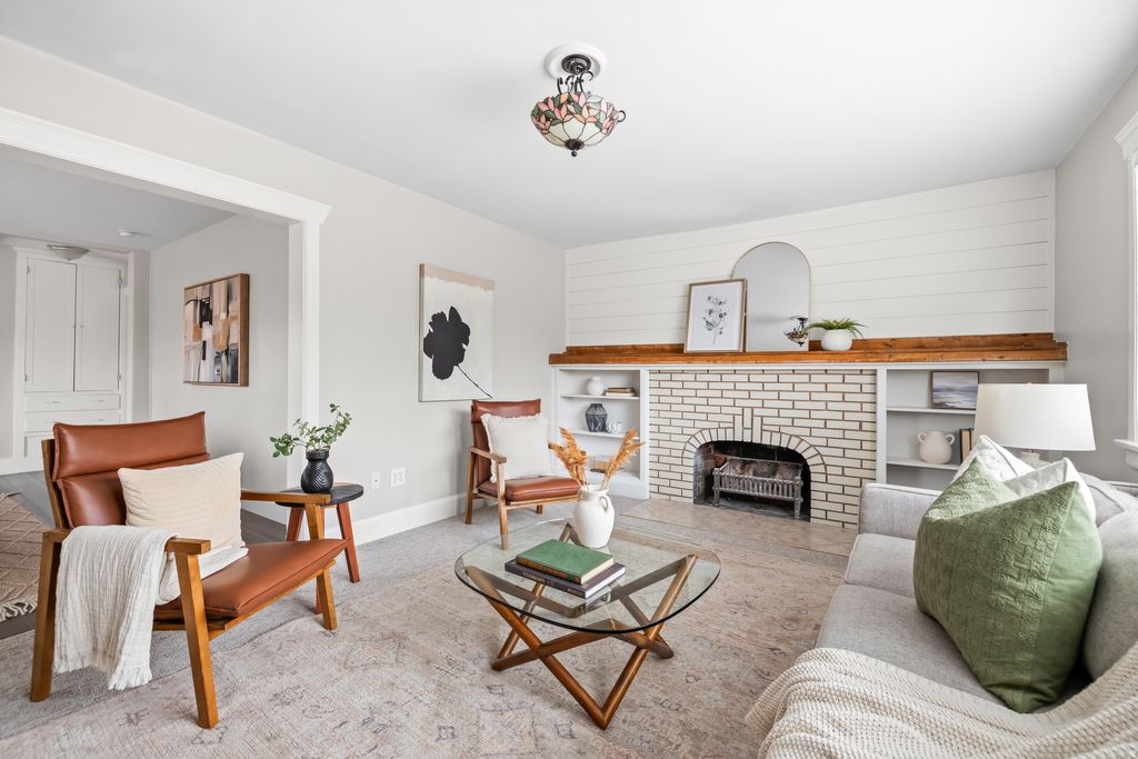 Photo of 586 E BROWNING AVE, Salt Lake City, UT 84105 (MLS # 2136781)