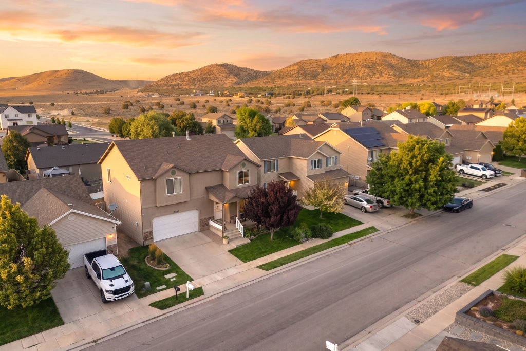 Photo of 2309 E HITCHING POST DR, Eagle Mountain, UT 84005 (MLS # 2171881)