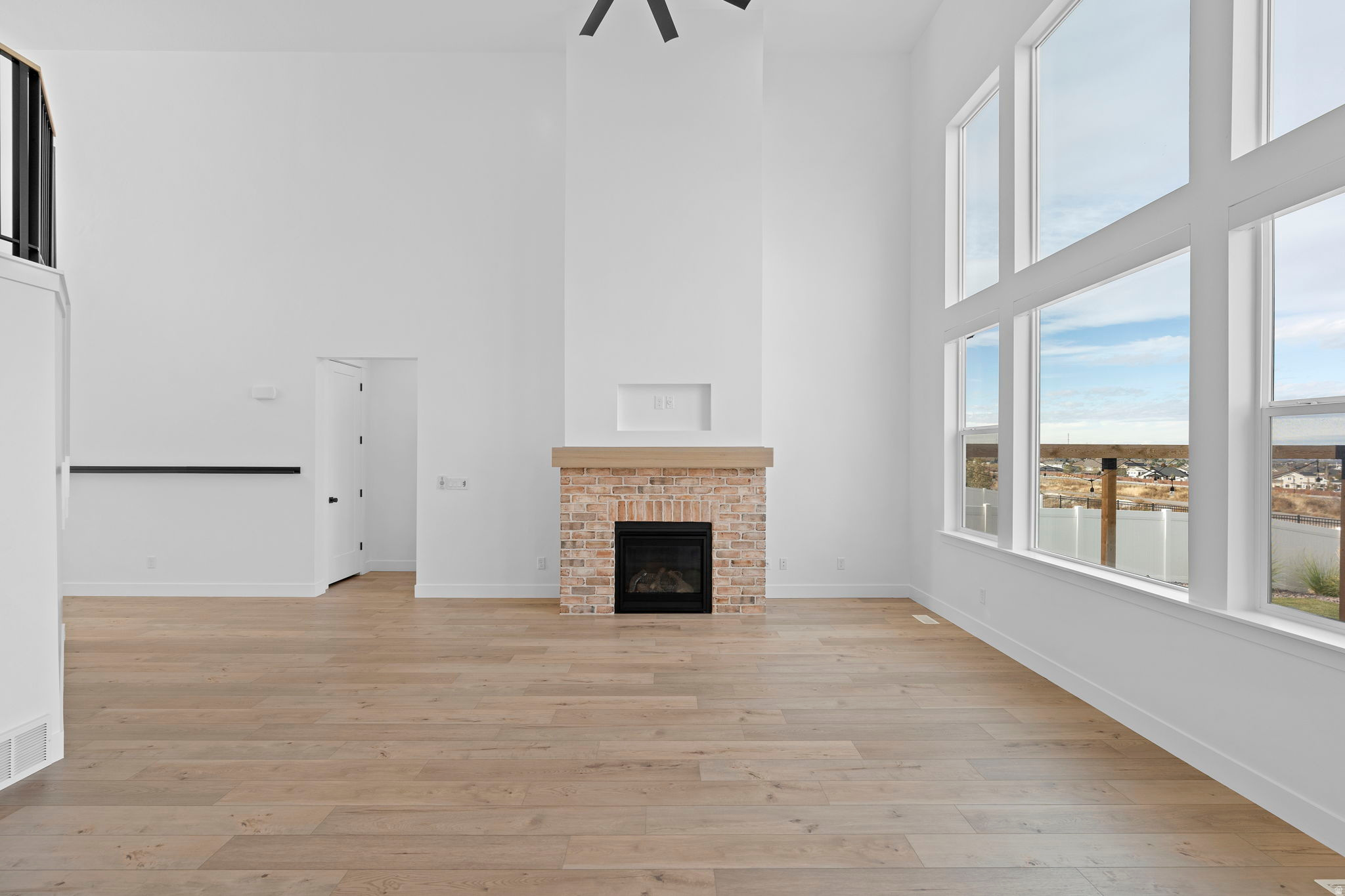 BRINGHURST - Residential Lease