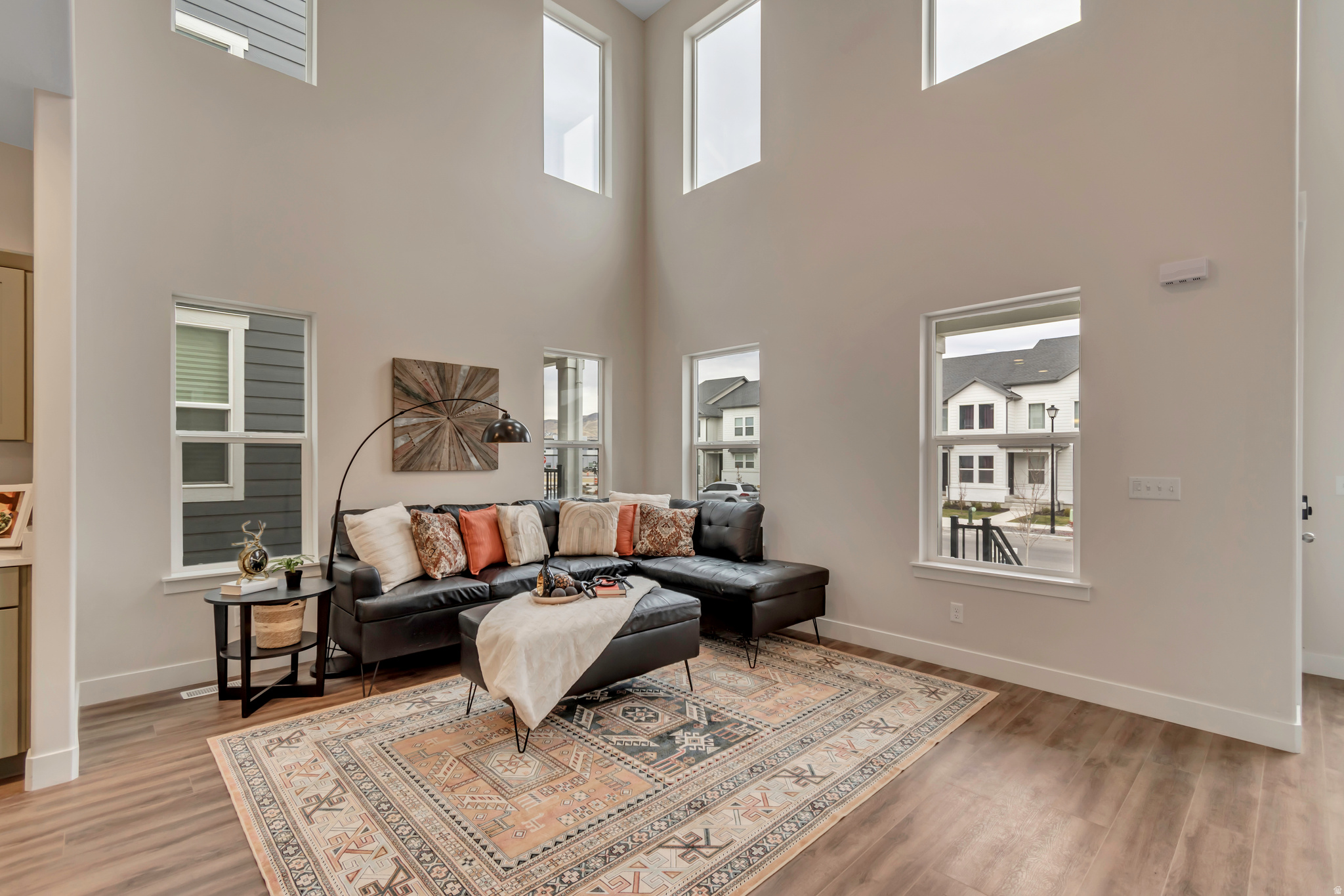 WILLOW POINT - Residential