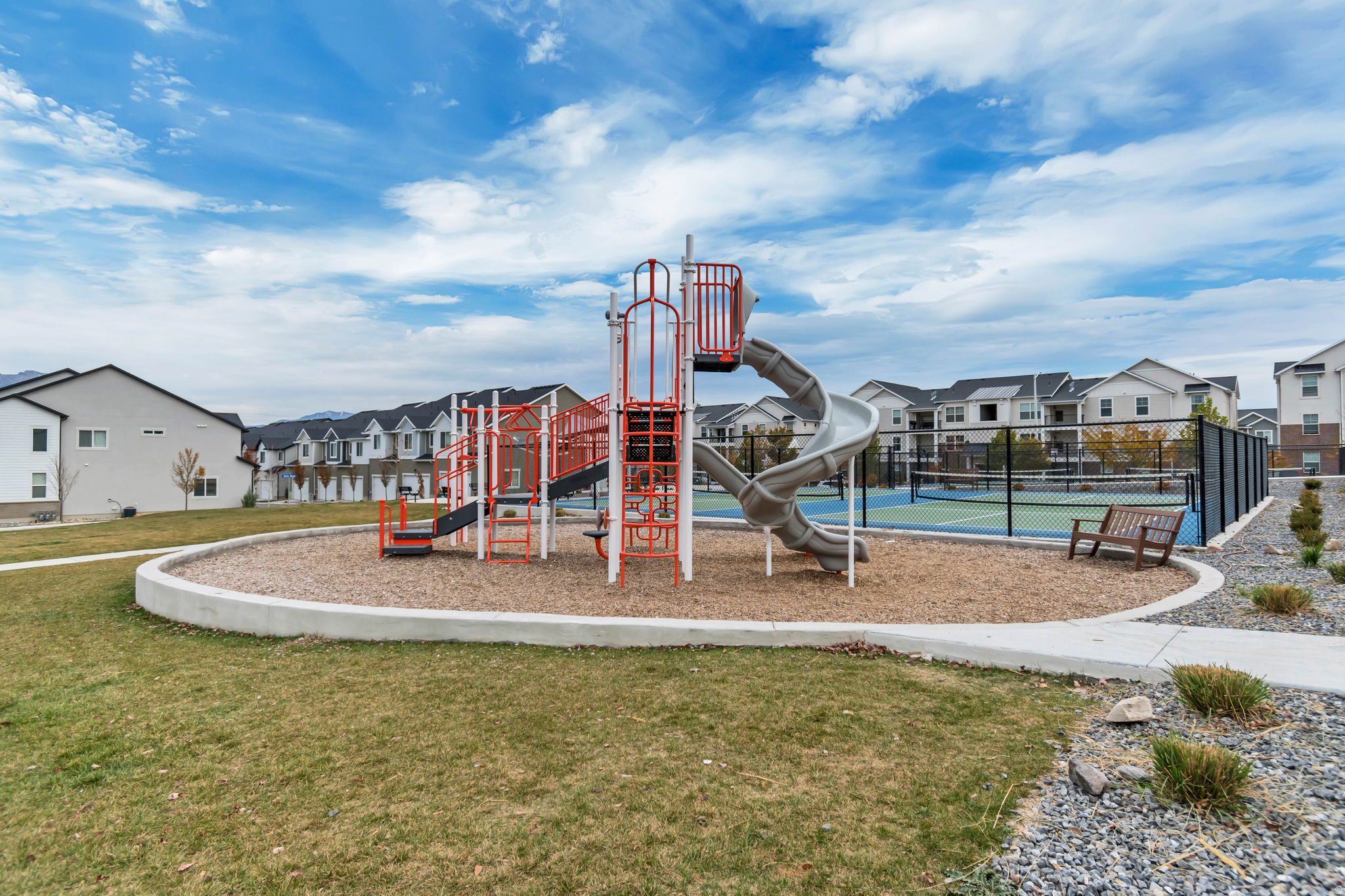 WILLOW POINT - Residential