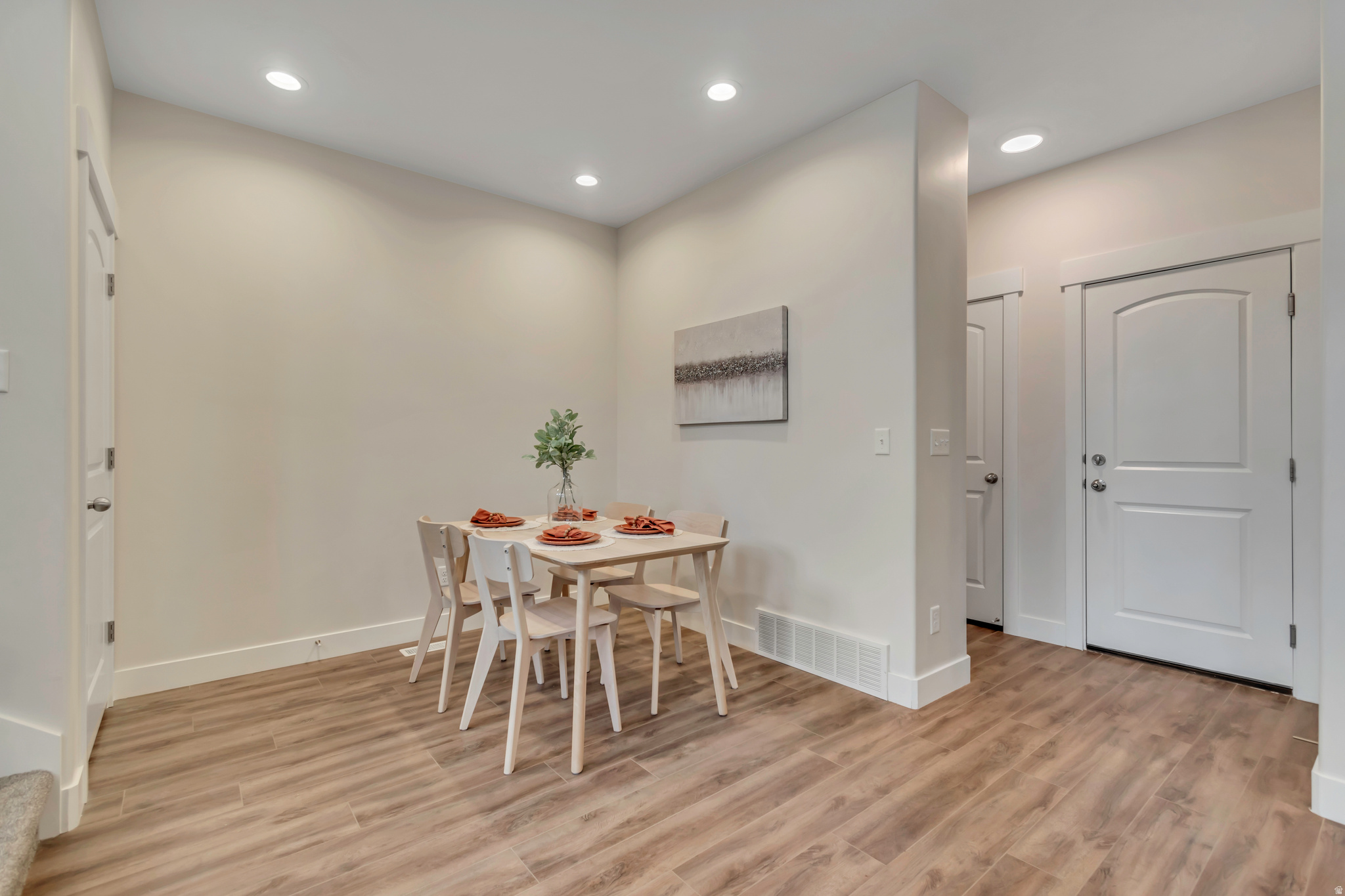 WILLOW POINT - Residential