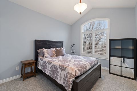 Tiny photo for 4488 SUMMERWOOD DR, Bountiful, UT 84010 (MLS # 2140859)