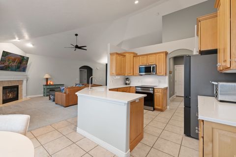 Tiny photo for 4488 SUMMERWOOD DR, Bountiful, UT 84010 (MLS # 2140859)