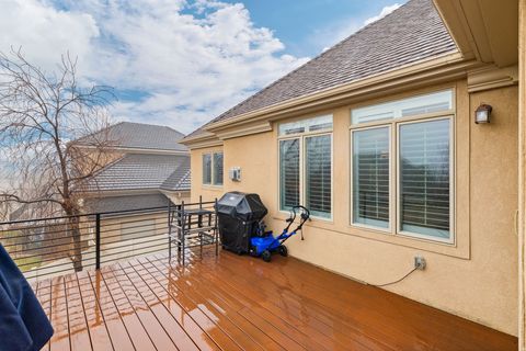Tiny photo for 4488 SUMMERWOOD DR, Bountiful, UT 84010 (MLS # 2140859)
