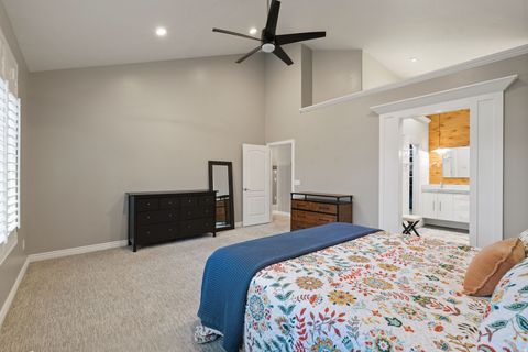 Tiny photo for 4488 SUMMERWOOD DR, Bountiful, UT 84010 (MLS # 2140859)