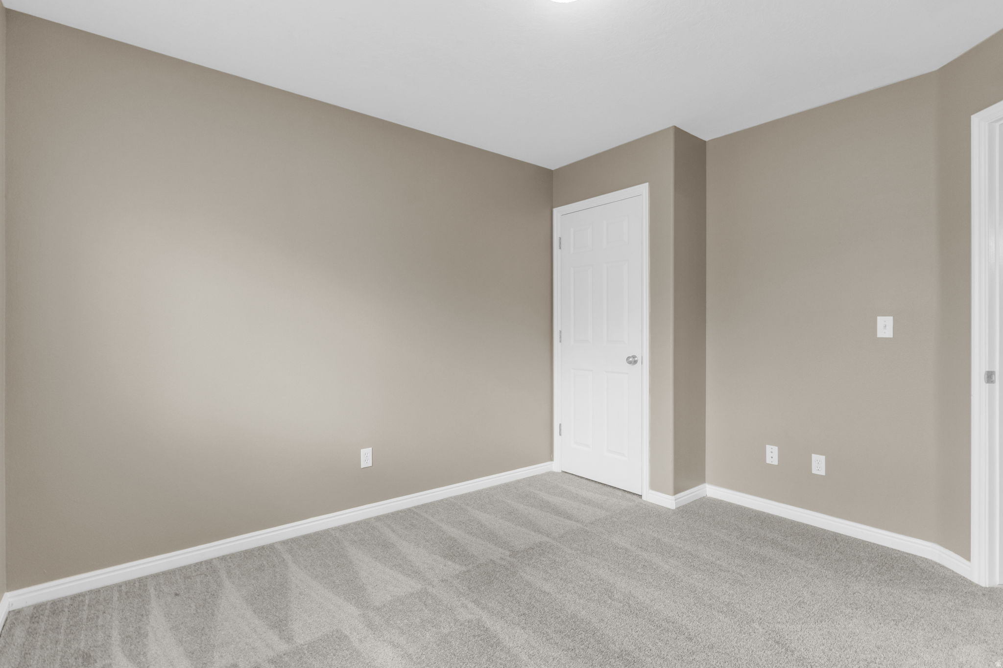 GATEWAY VILLAGE - Residential