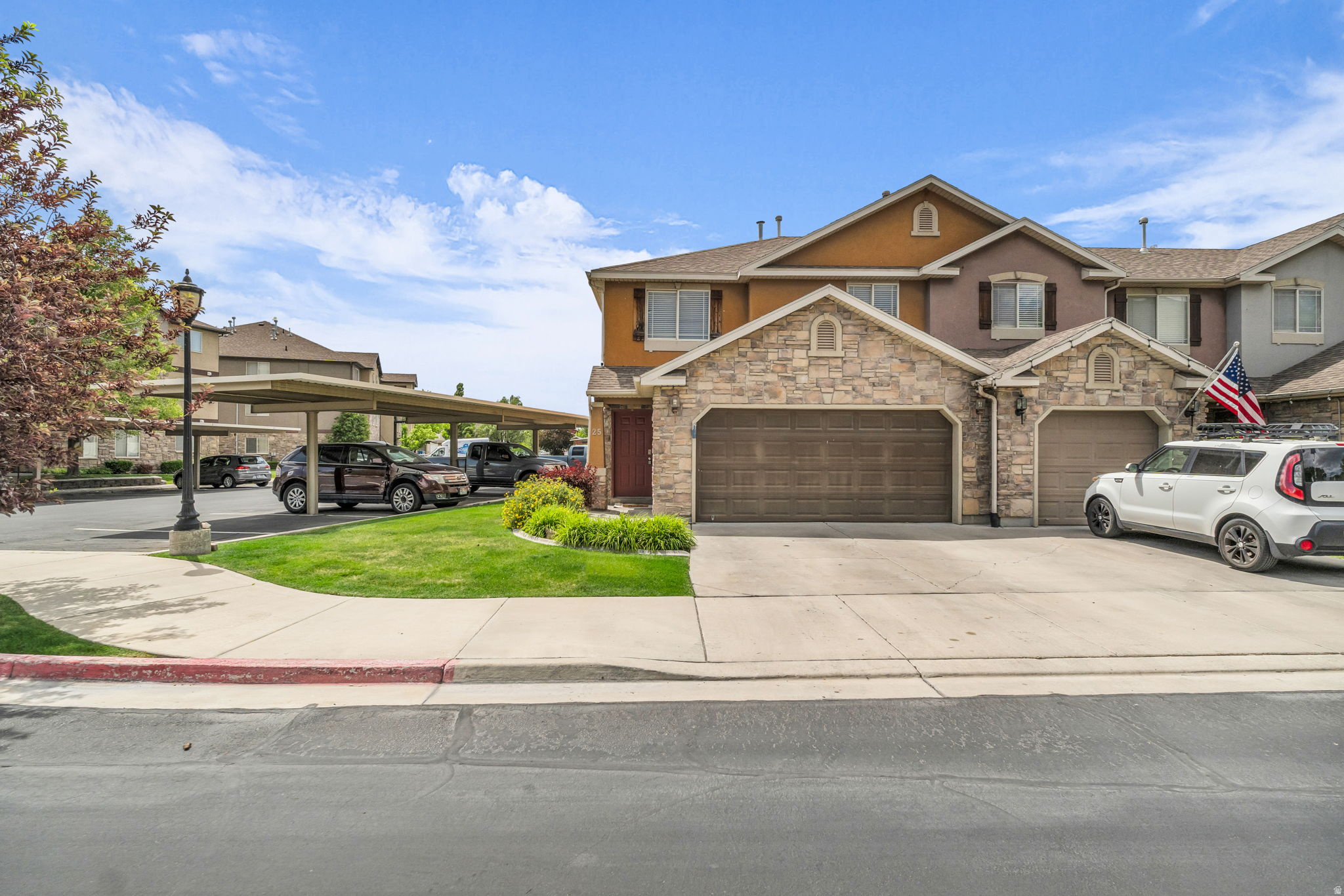 GATEWAY VILLAGE - Residential