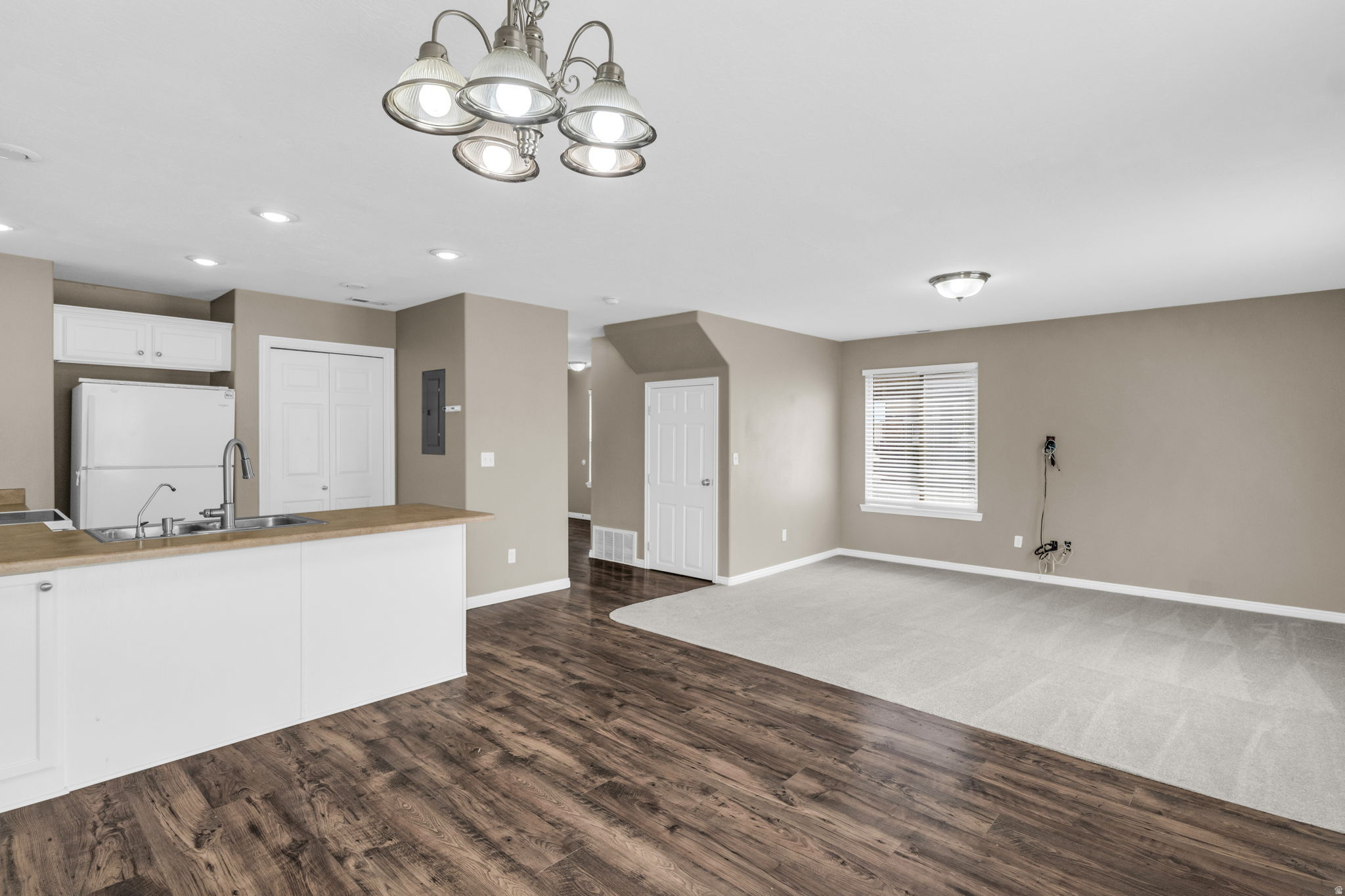 GATEWAY VILLAGE - Residential
