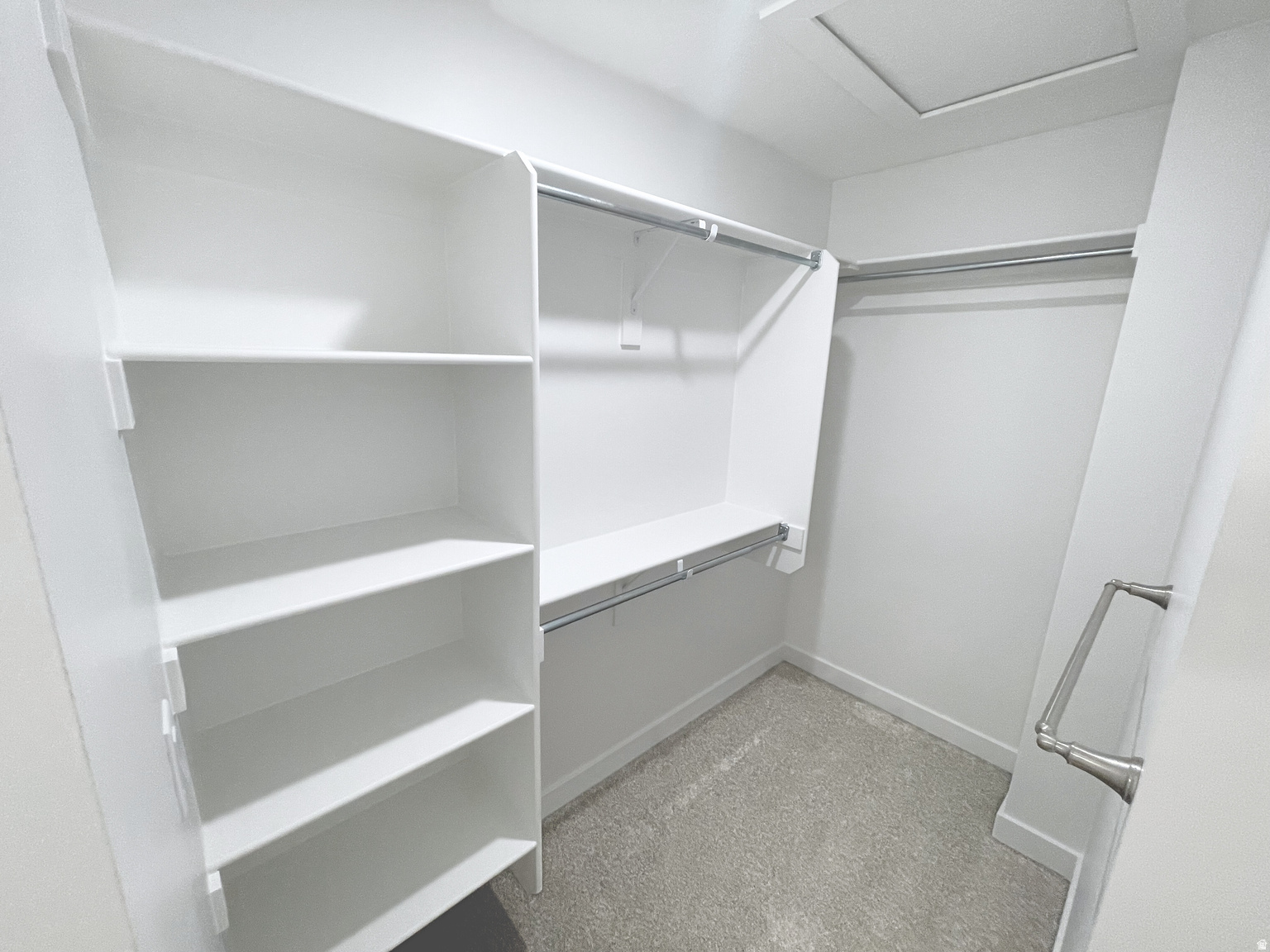 BEACON POINTE - Residential