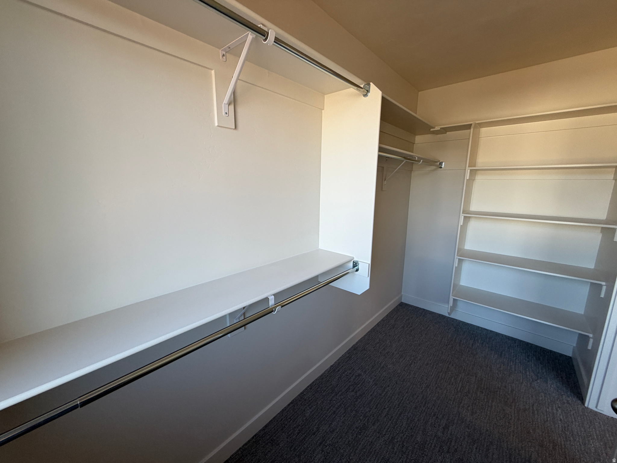 RIVER RUN - Residential