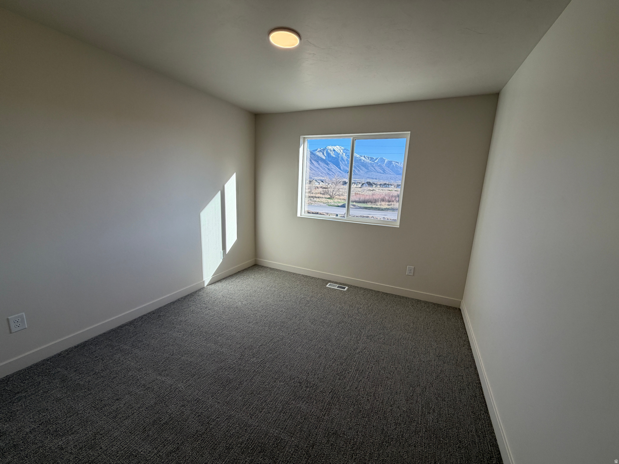 RIVER RUN - Residential