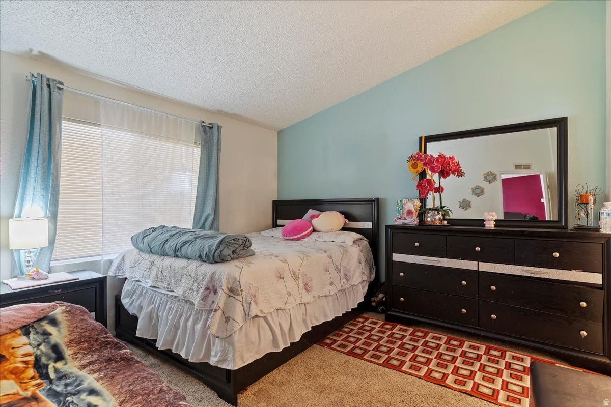 MEADOWBROOK - Residential