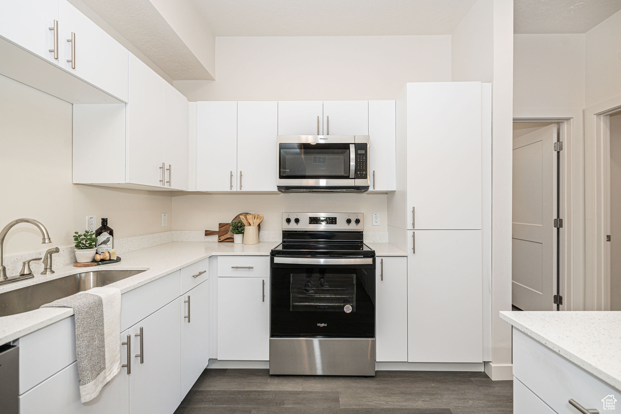 MORRELLI APARTMENTS - Residential