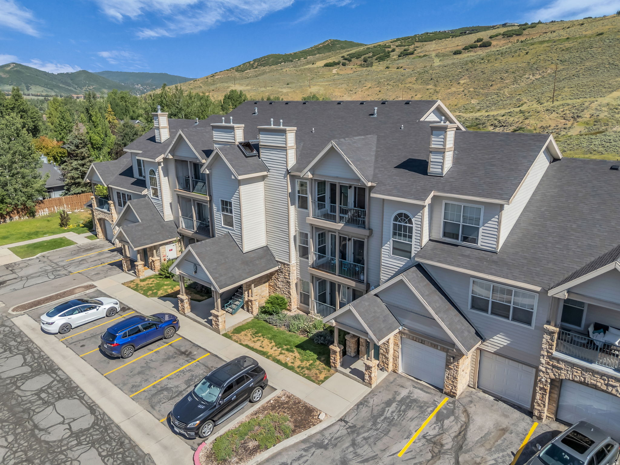 CANYON CREEK CONDO - Residential