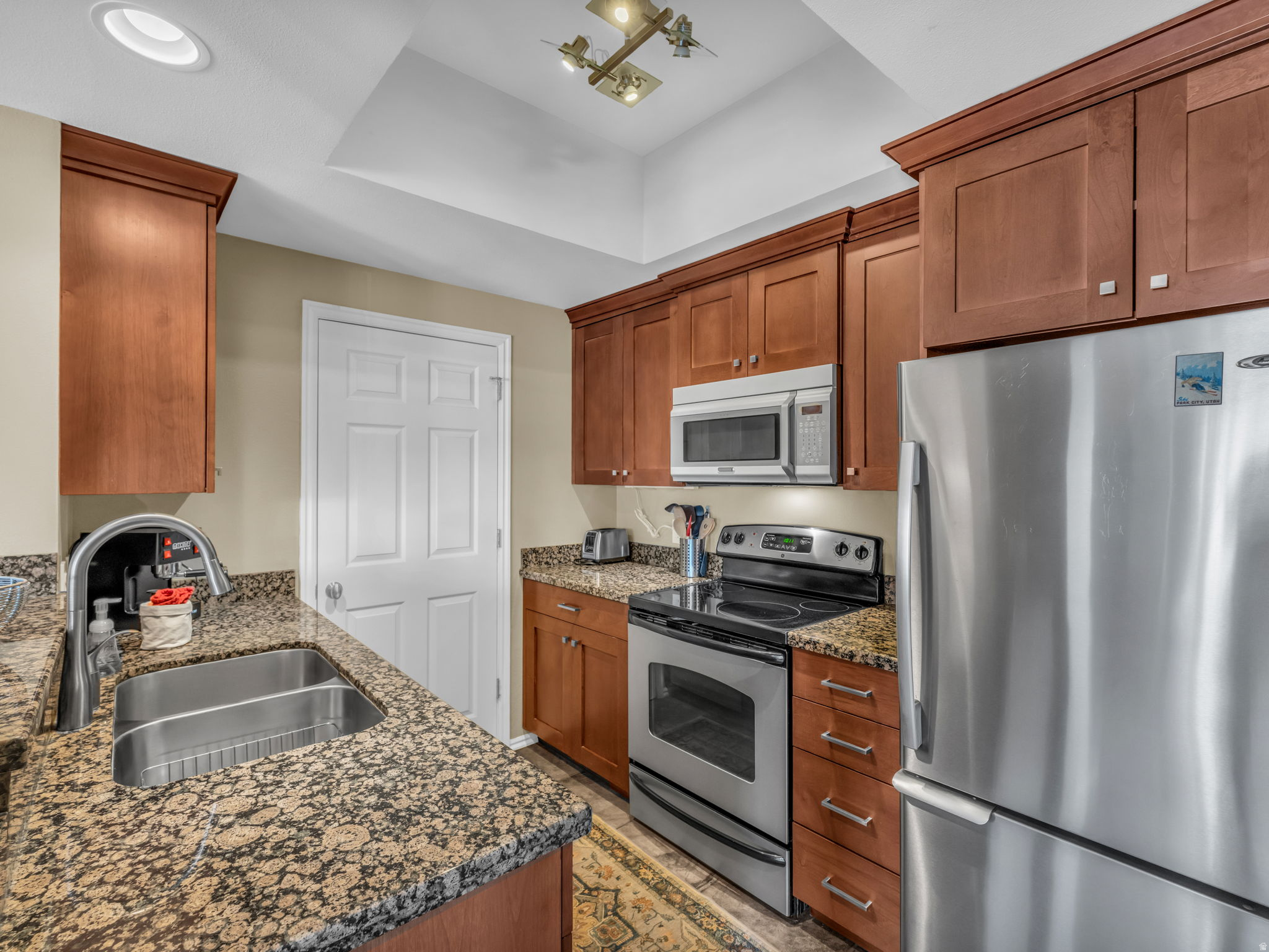 CANYON CREEK CONDO - Residential