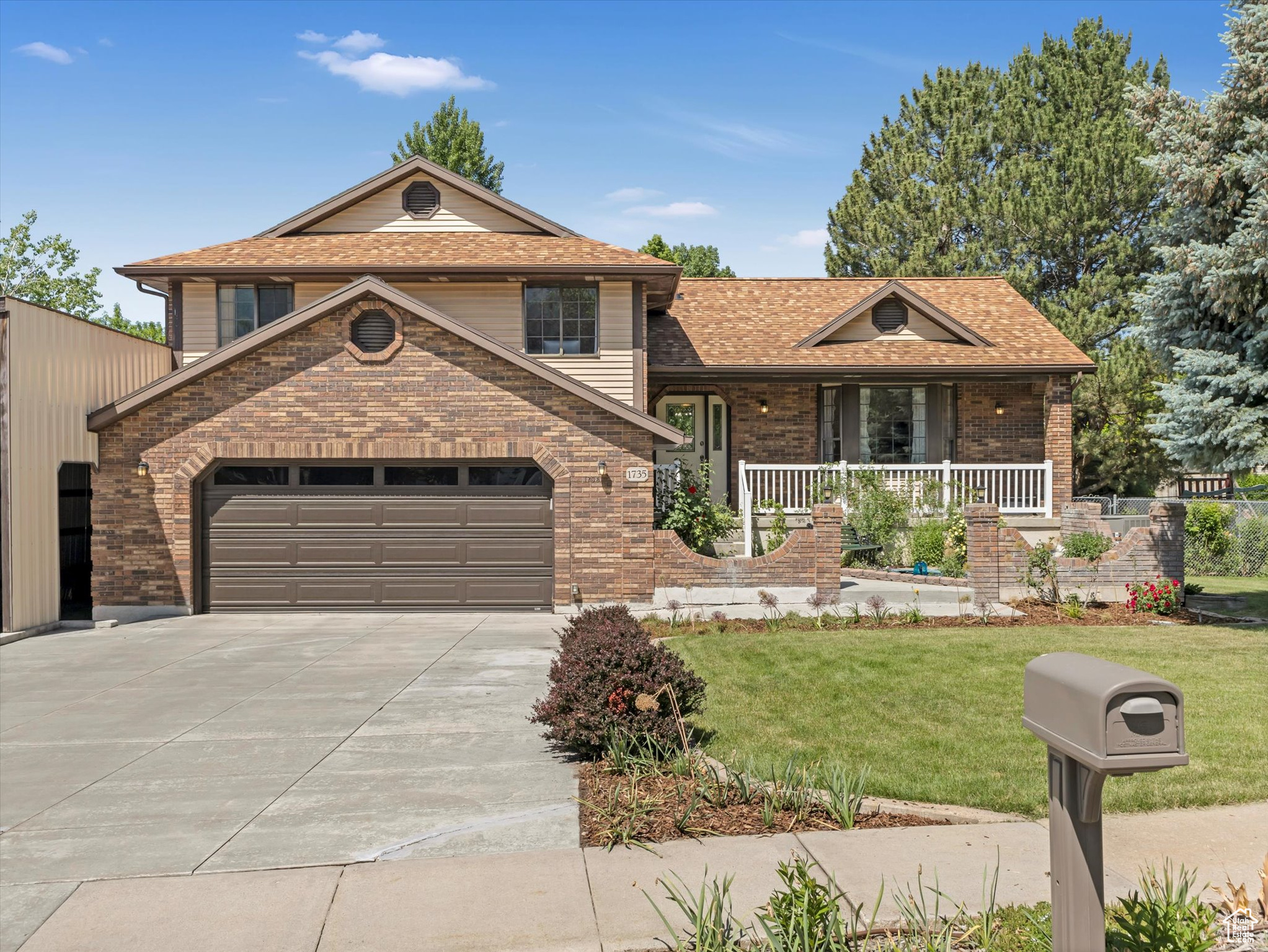 EAST LAYTON HILLS - Residential