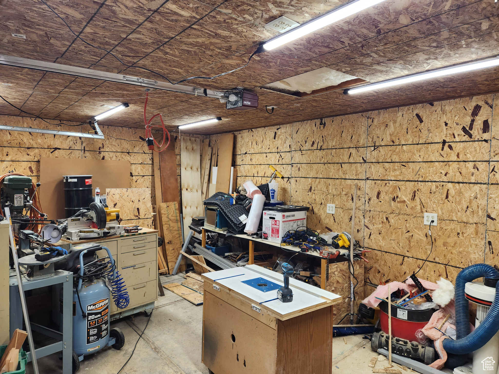 EAST LAYTON HILLS - Residential