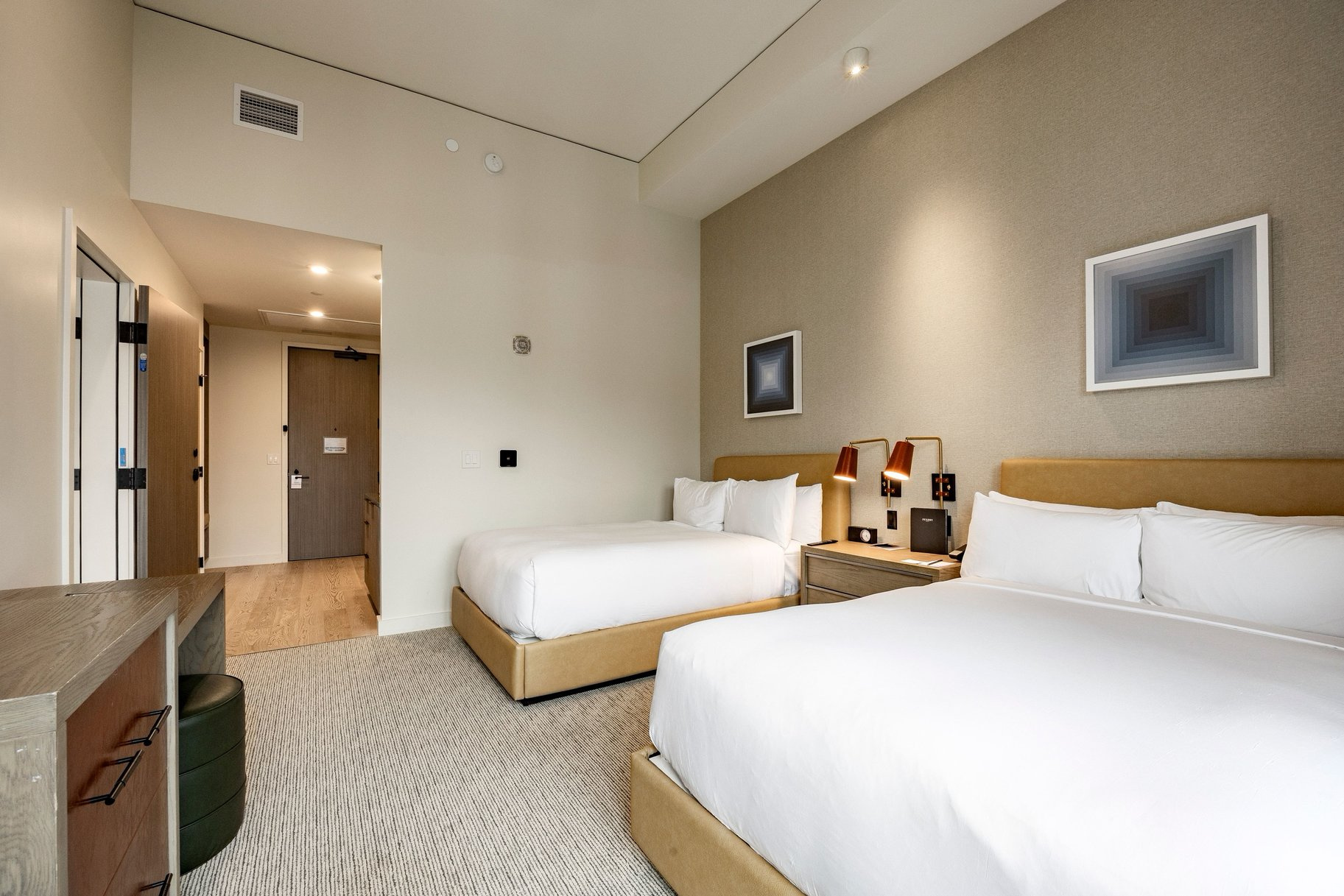 RC17 RESIDENCES AND - Residential