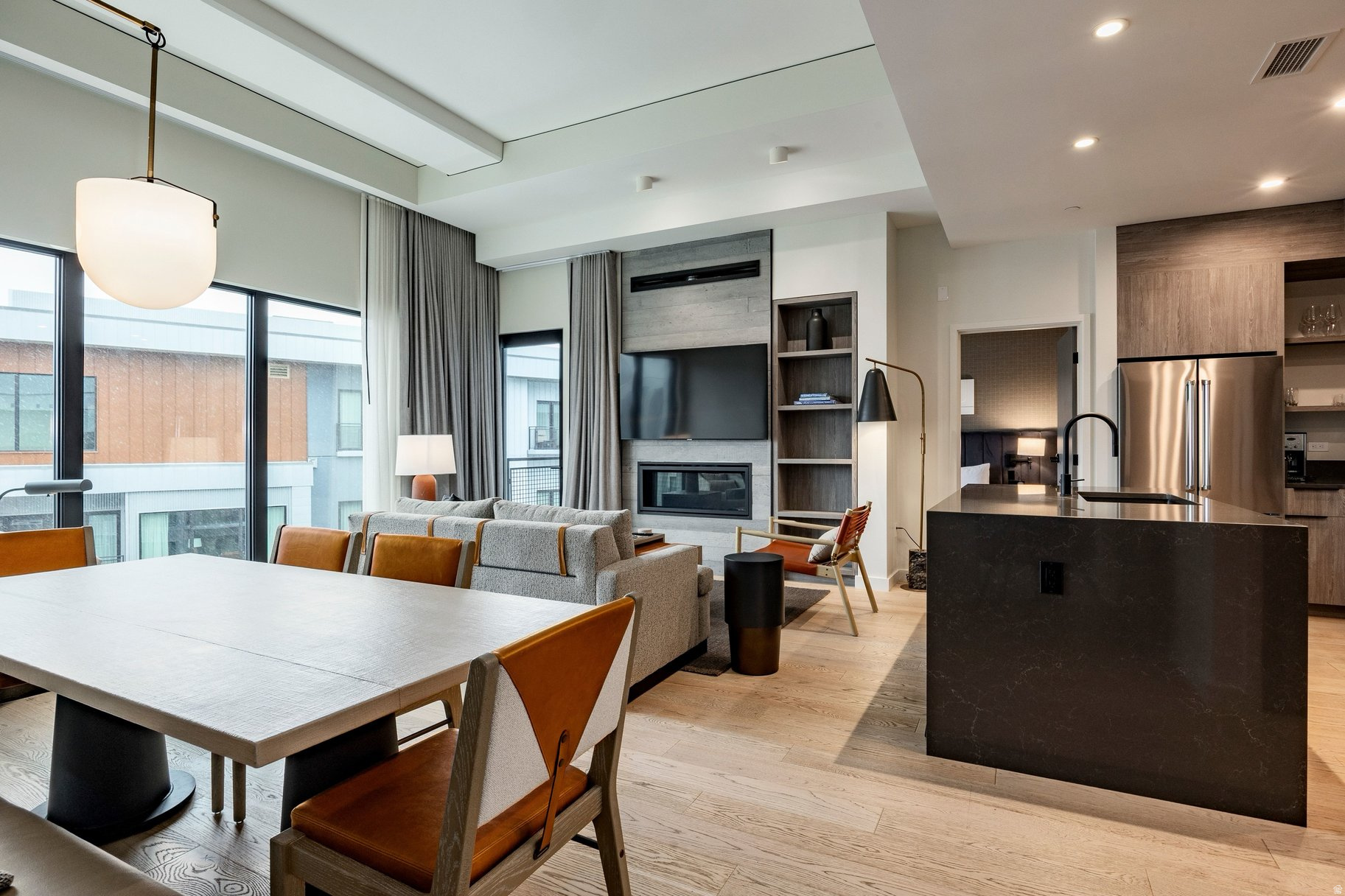 RC17 RESIDENCES AND - Residential