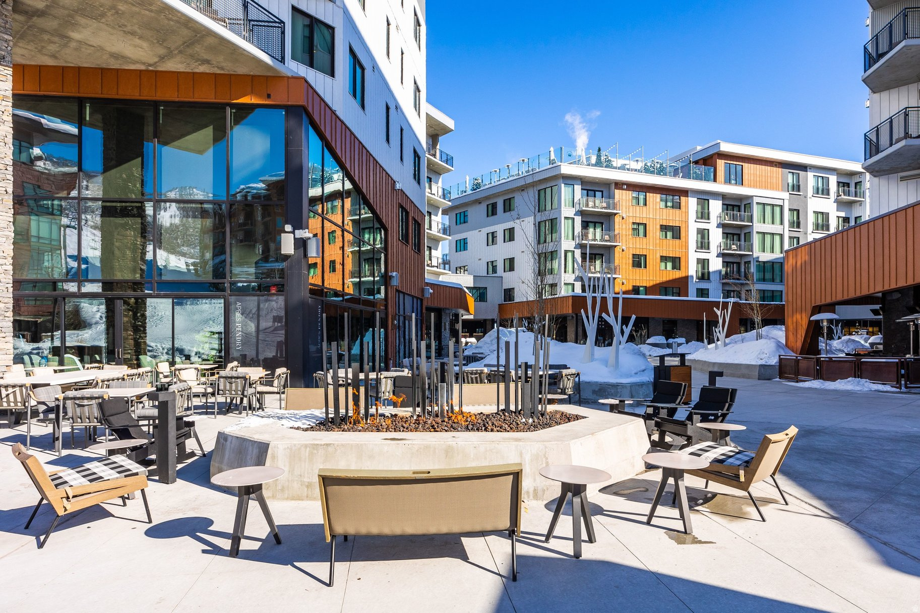 RC17 RESIDENCES AND - Residential