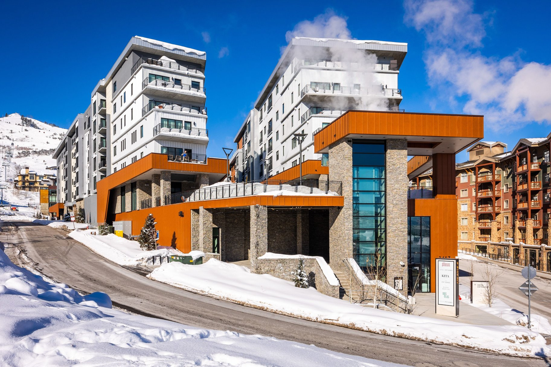 RC17 RESIDENCES AND - Residential