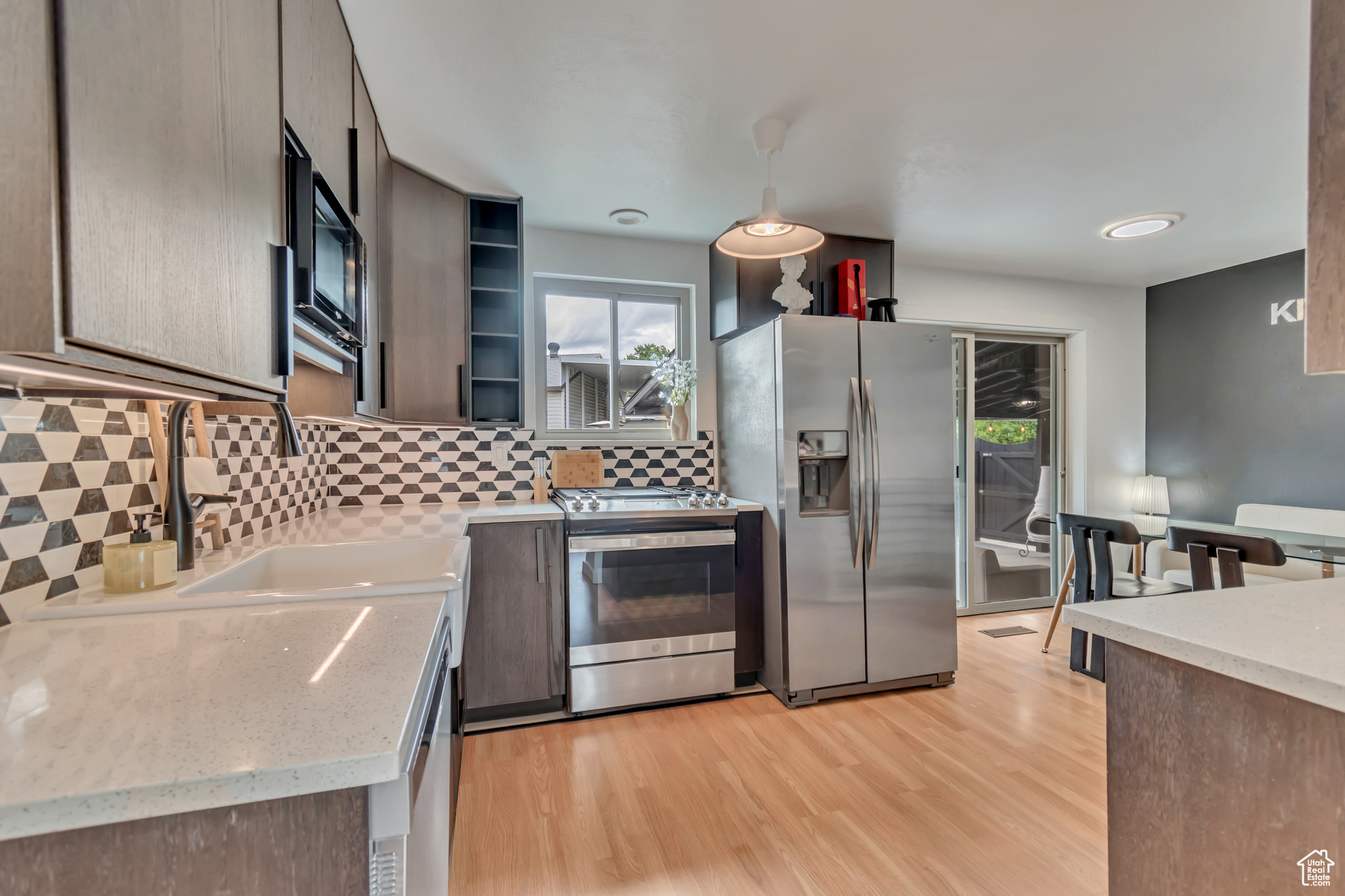 445 E Torry Cir, Sandy, Utah image 6