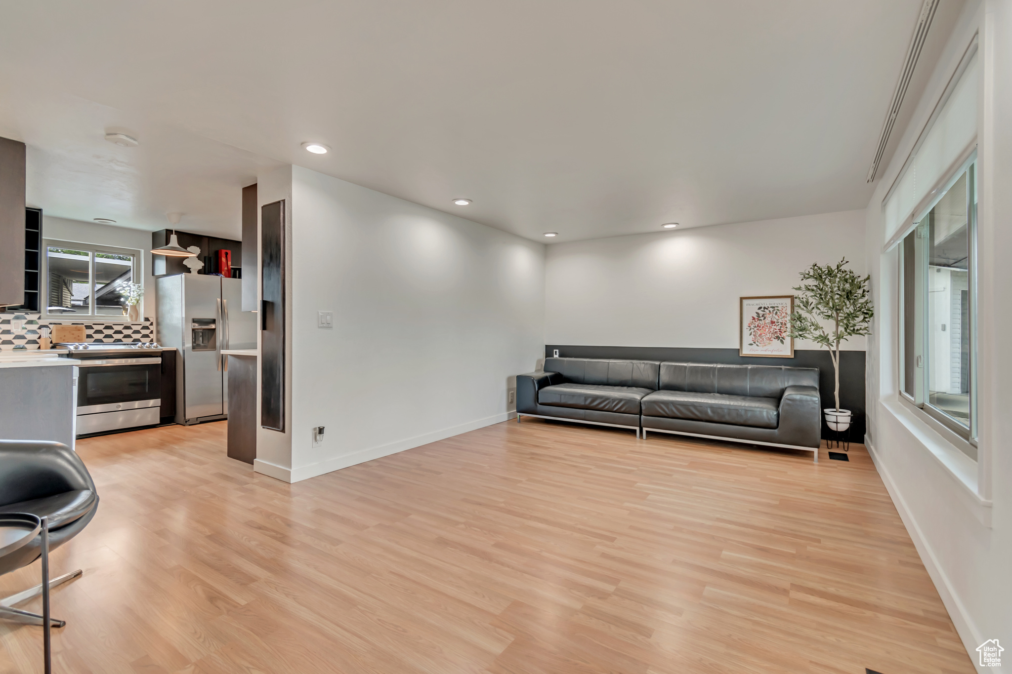 445 E Torry Cir, Sandy, Utah image 3