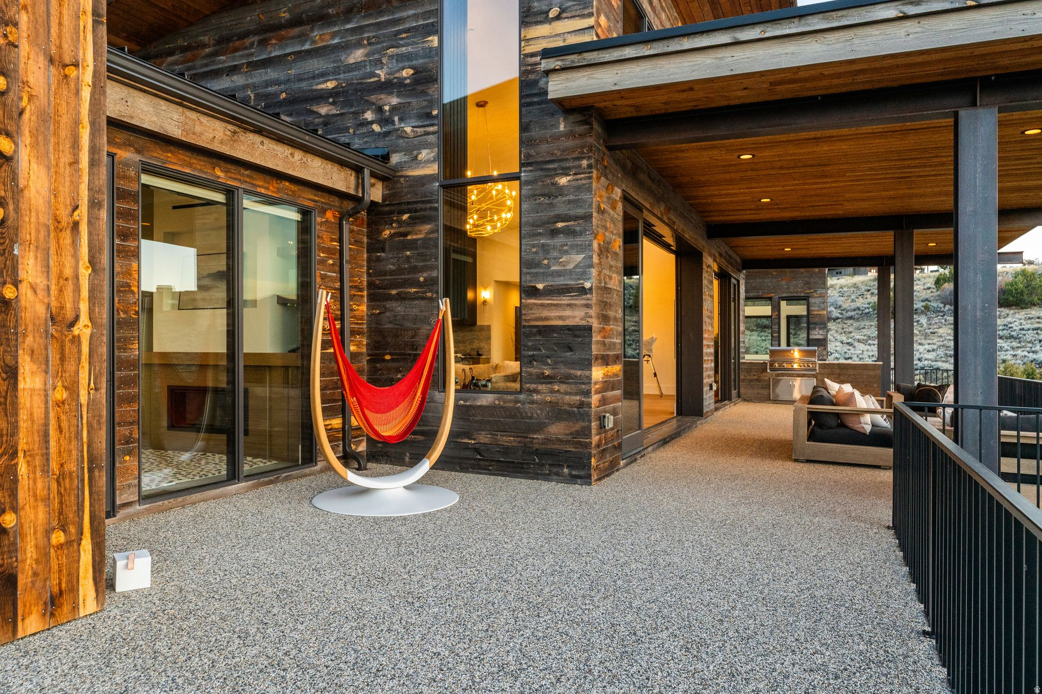 RED LEDGES - Residential