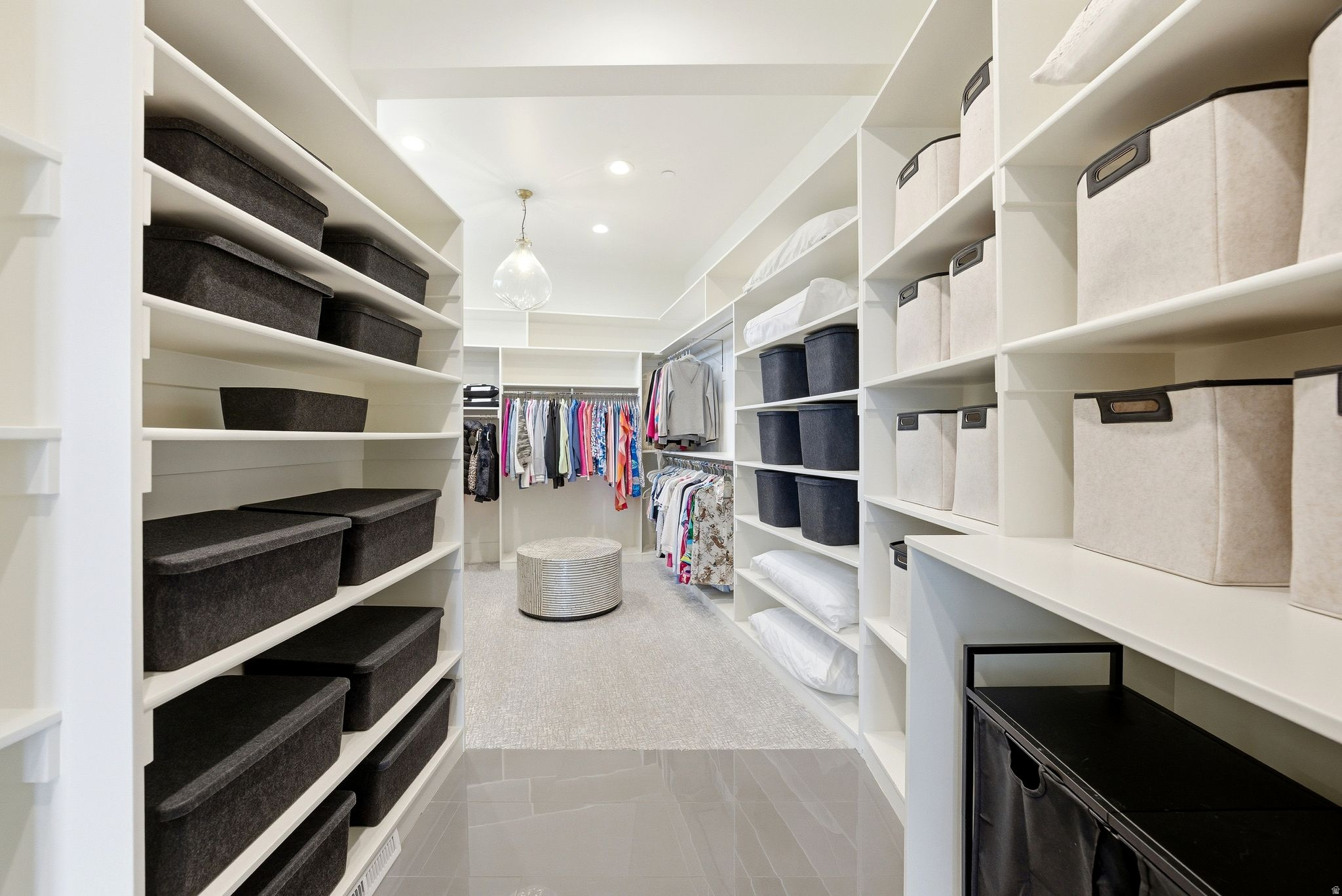 RED LEDGES - Residential