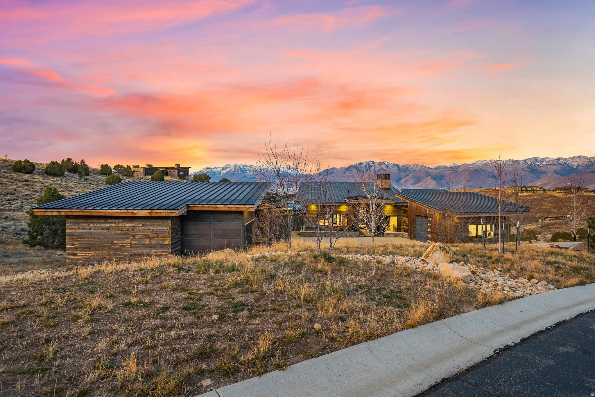 RED LEDGES - Residential