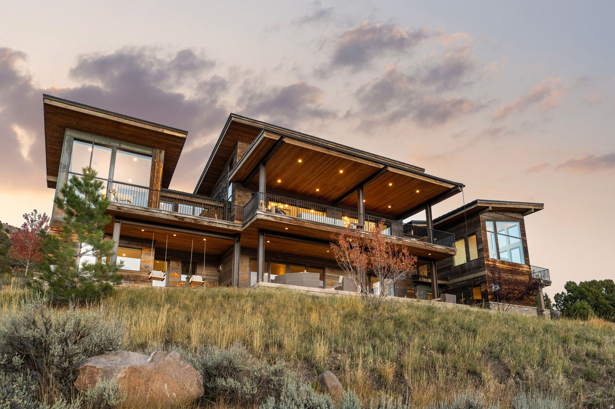 RED LEDGES - Residential