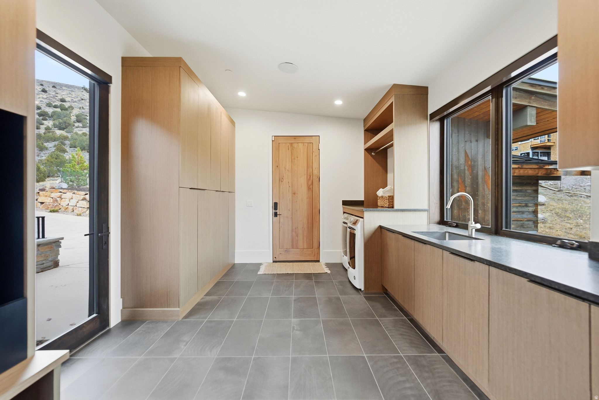 RED LEDGES - Residential