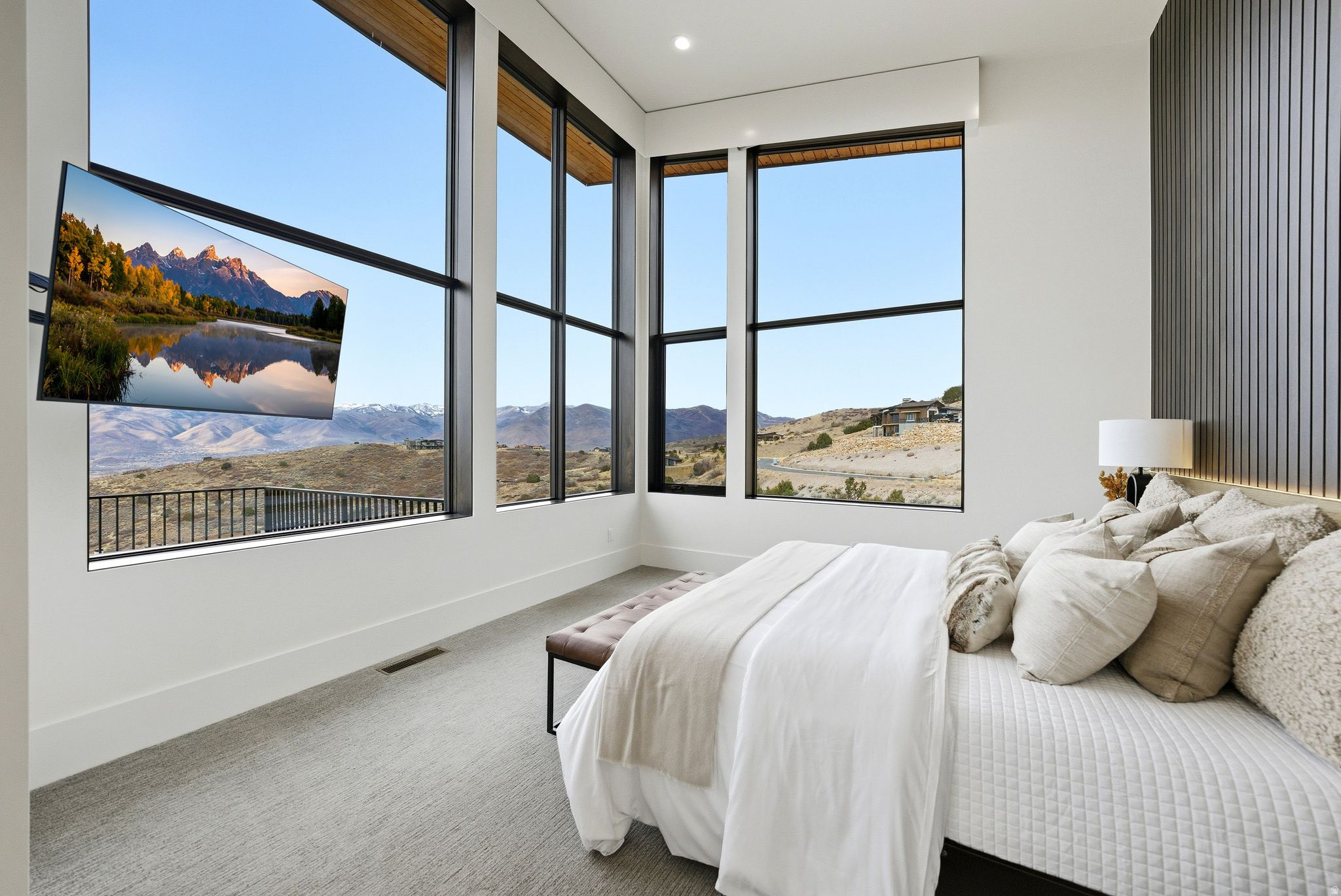 RED LEDGES - Residential