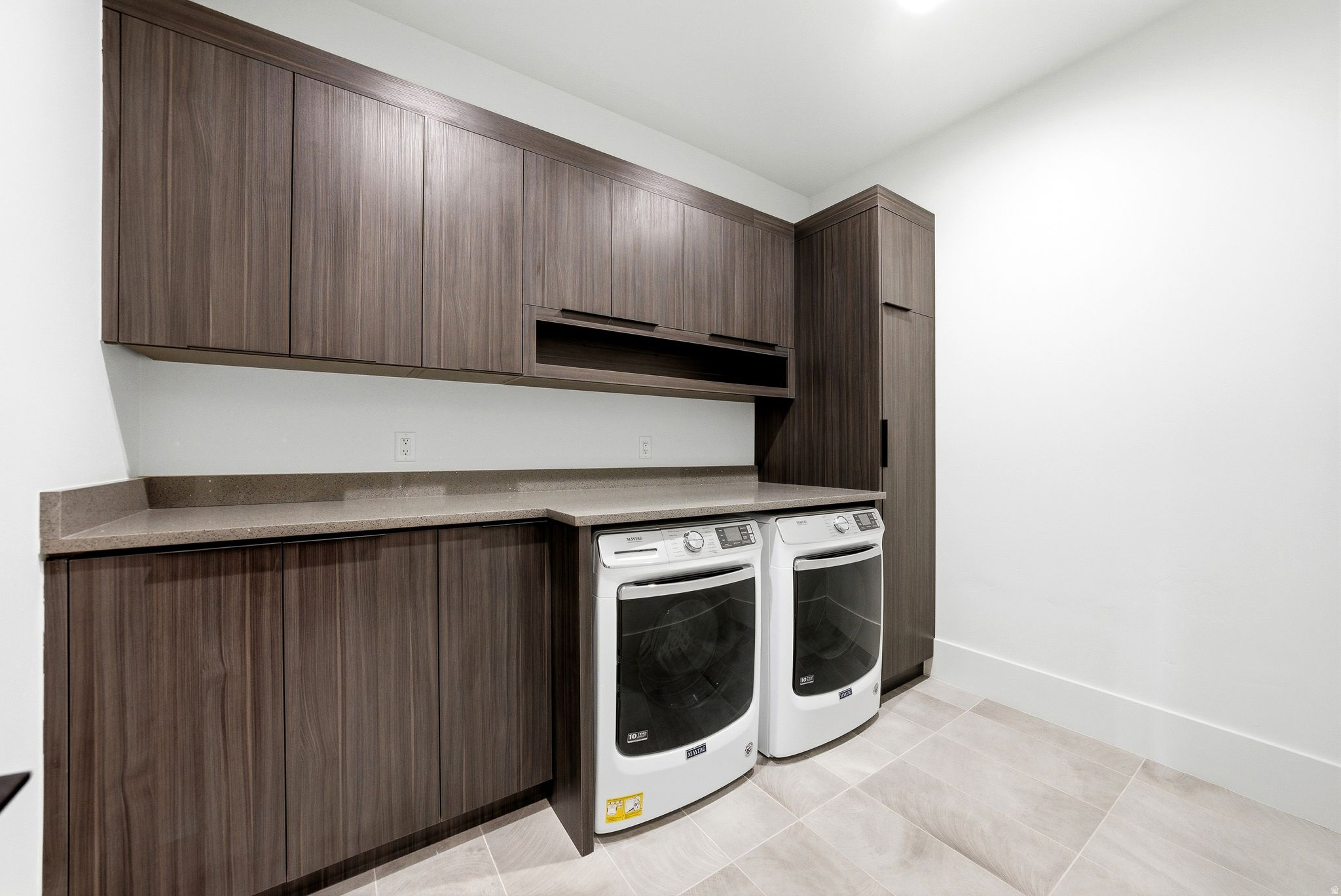 RED LEDGES - Residential