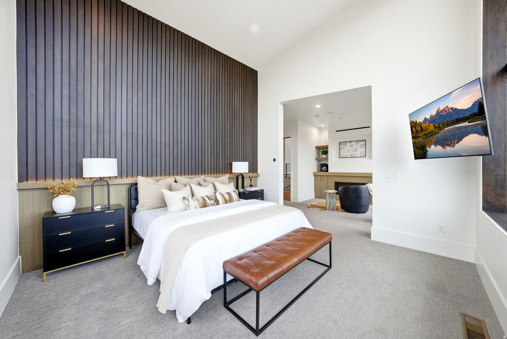 RED LEDGES - Residential