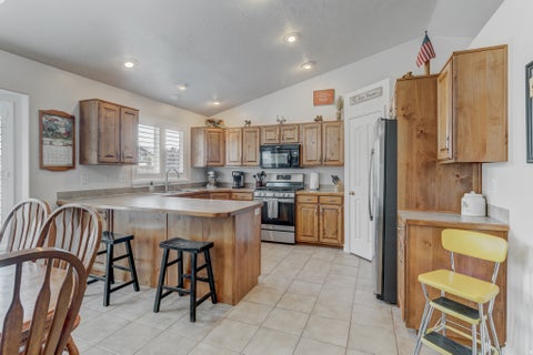 Tiny photo for 1661 W 1950 S, Syracuse, UT 84075 (MLS # 2173547)