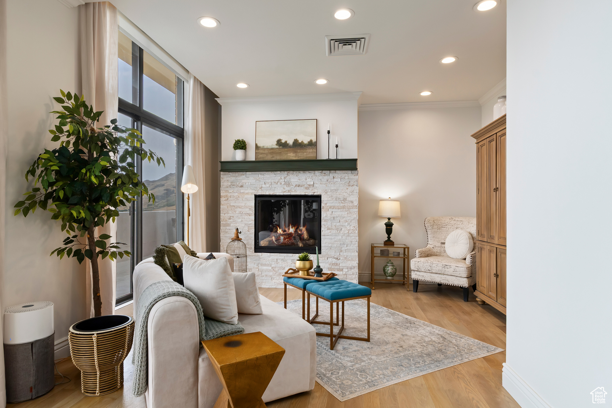 DONNER TOWER - Residential