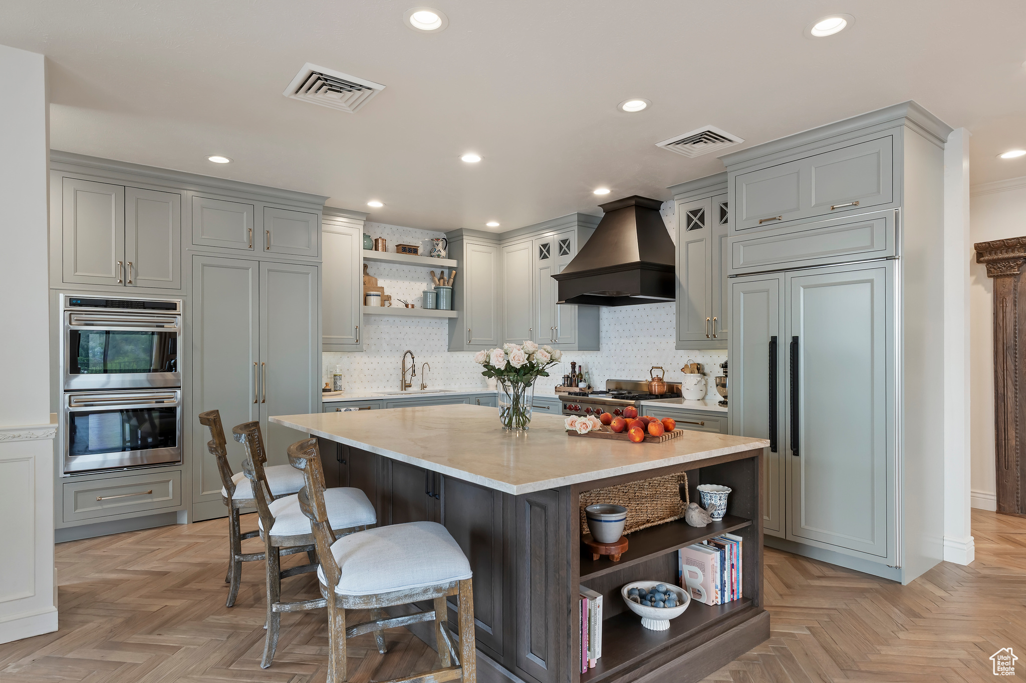 DONNER TOWER - Residential